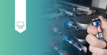 Server rack with Everis connectors